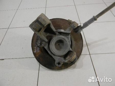 Кулак передний правый Форд