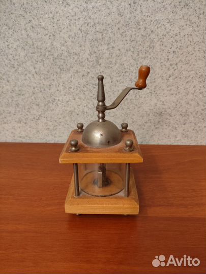 Кофемолка новая Centek