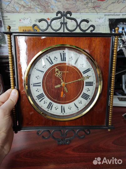 Часы Янтарь времён СССР отличном состоянии