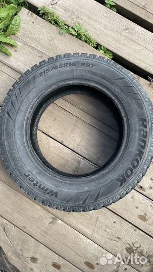 Hankook Winter I'Pike 215/65 R16 98T