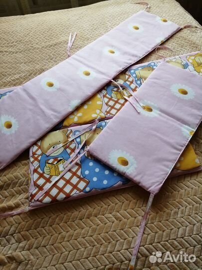 Бортики в детскую кроватку