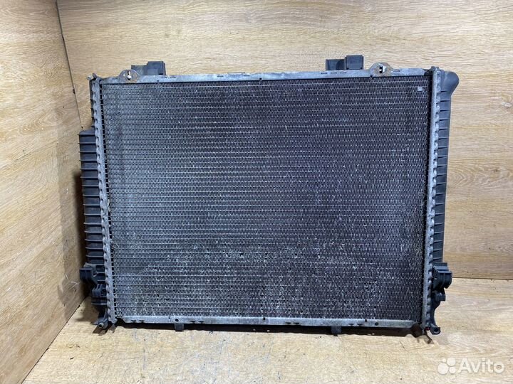 Радиатор основной Mercedes W210 128478