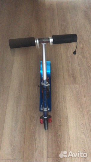 Самокат,детский трех колесный