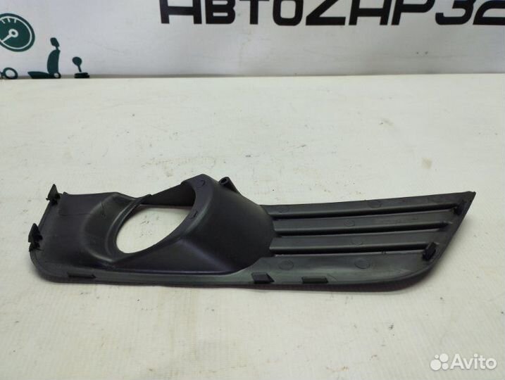 Накладка птф передняя левая Ford Focus 2 2005 2006