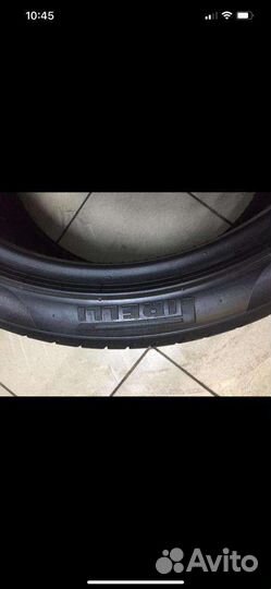 Pirelli P Zero 295/35 R21