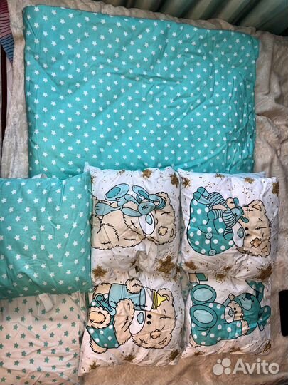 Комплект бортиков в кроватку