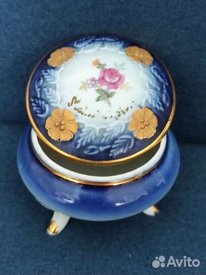 Шкатулка для украшений