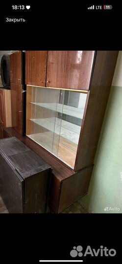 Шкаф сервант