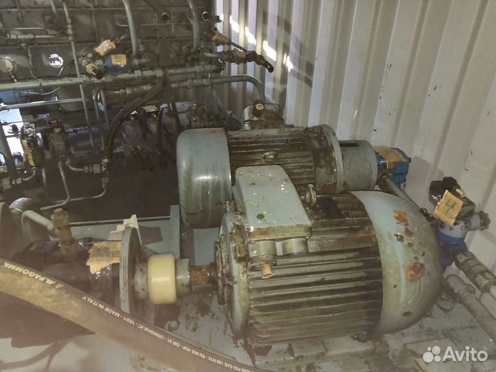 Vickers Маслостанции
