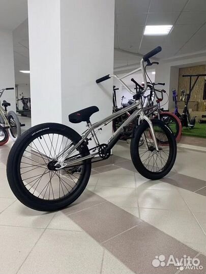 Трюковой велосипед BMX