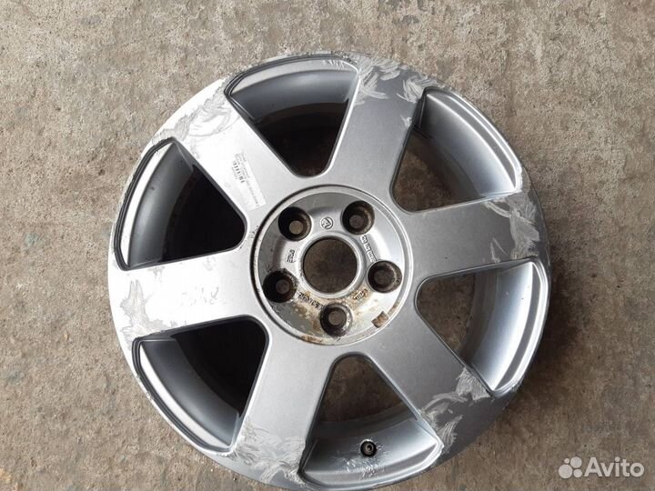 Диск литой Skoda Octavia A5