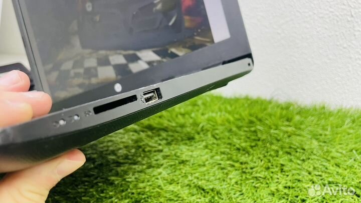 Ноутбук HP AMD A6-9229 / 8GB / SSD 256GB