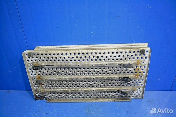 Металлический трапик mercedes-benz Actros MP4 1845