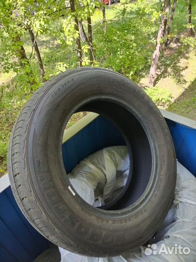 Roadstone Classe Premiere CP672 215/65 R16