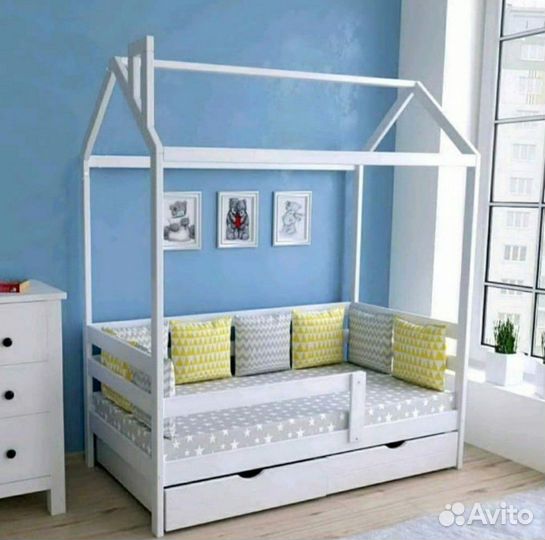 Кроватка домик в наличии