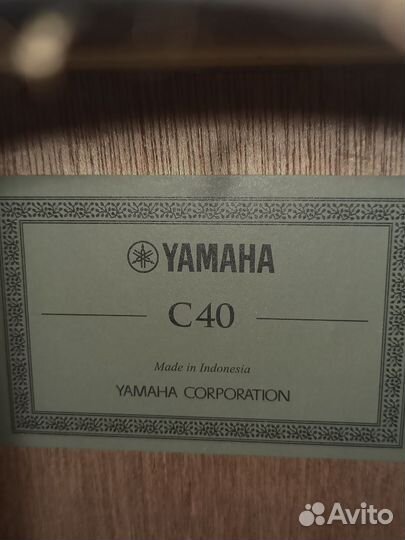 Акустическая гитара yamaha c40