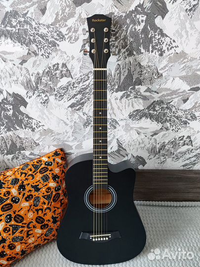 Новая акустическая, электроакустическая гитара
