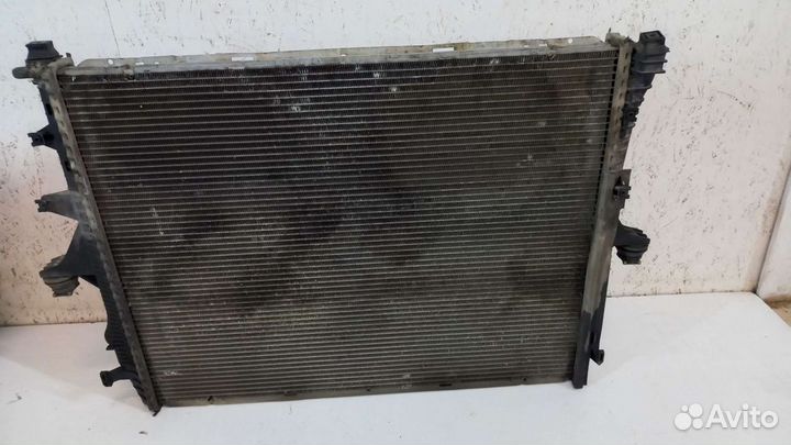 Радиатор системы охлождения Volkswagen Toureg 1