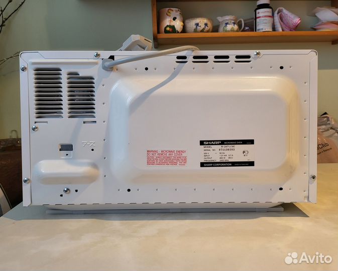 Микроволновая печь Sharp R-2471J (W)