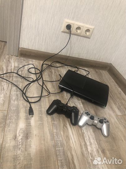 Sony playstation 3 super slim