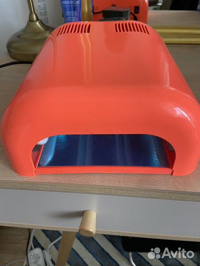 Лампа UV для маникюра