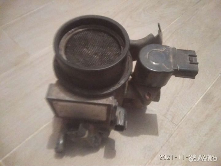 Дроссельная заслонка
