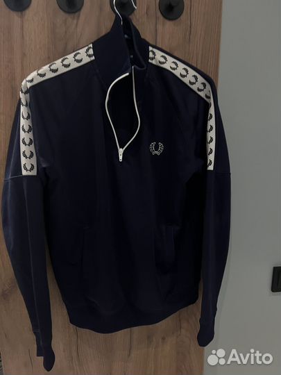 Fred perry олимпийка с лампасами анорак M