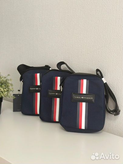 Сумка мужская на плечо Tommy Hilfiger