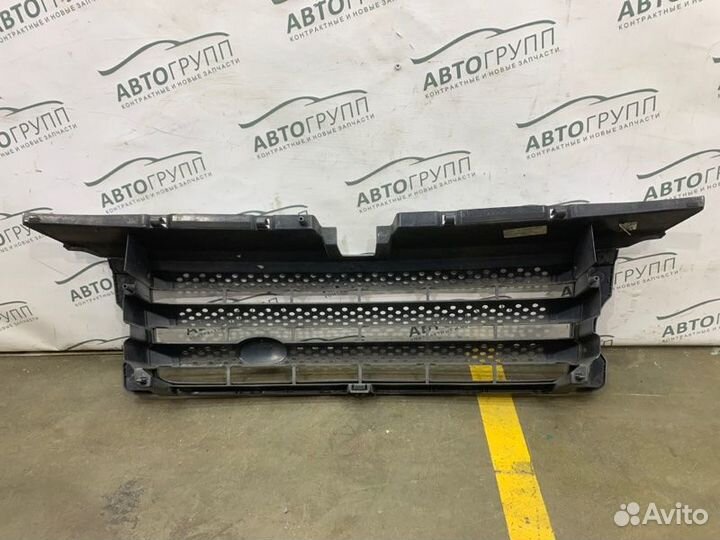 Решетка радиатора Land Rover Range Rover Sport 1