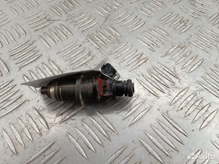 Форсунка для Volvo S40 V40 1