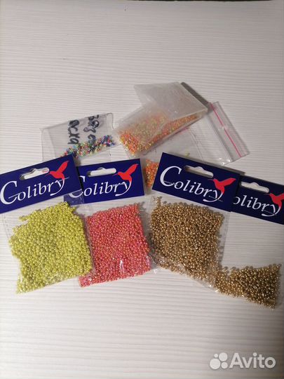 Стеклянный бисер Colibry