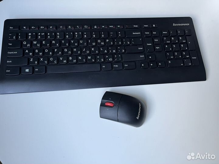 Беспроводная клавиатура и мышь Lenovo