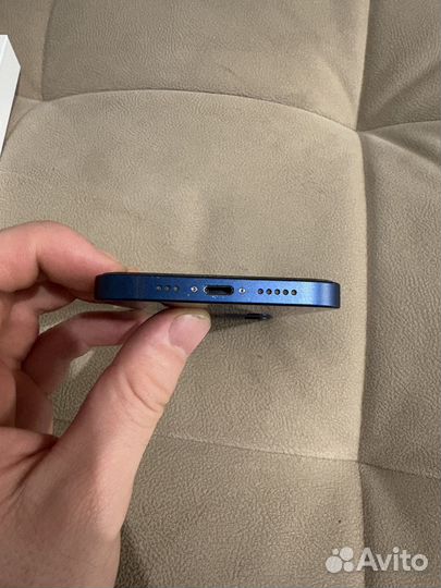 iPhone 12, 64 ГБ