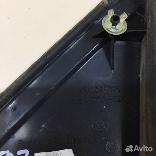 Накладка переднего крыла правого Volkswagen Polo M