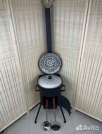 Казан чугунный с печкой