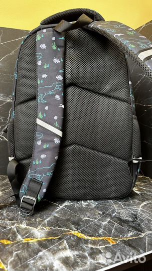 Рюкзак школьный для мальчика новый