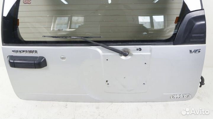 Дверь багажника задняя Suzuki Escudo TD02W