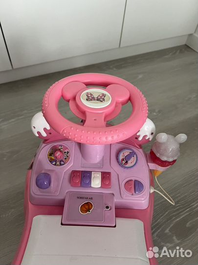 Машинка каталка толокар