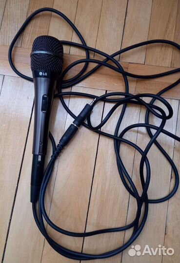 Караоке микрофон