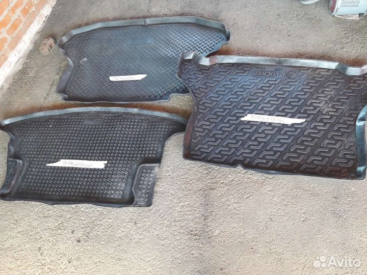 Коврик в багажник