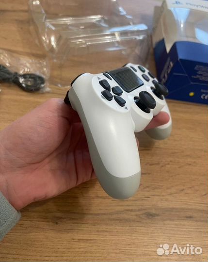 Джойстик геймпад ps4 dualshock v2 (на гарантии)