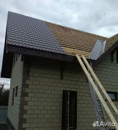 Крыша, кровельные работы / Монтаж навеса, козырька