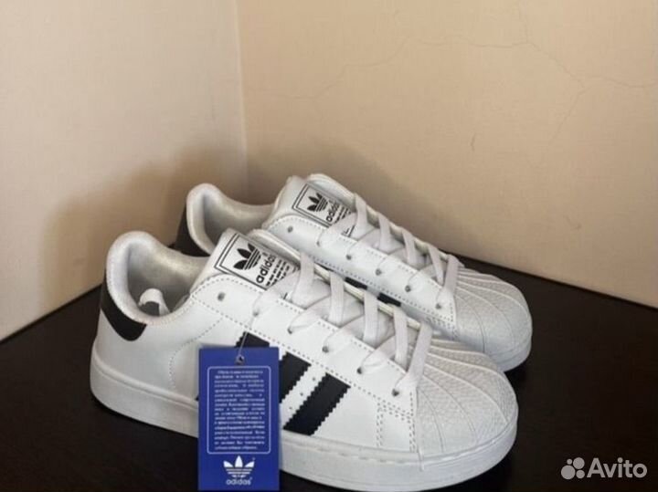 Кроссовки adidas superstar белые