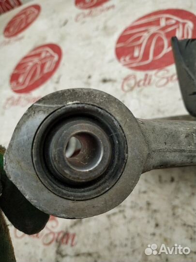 Рычаг задний правый верхний задний правый Infiniti