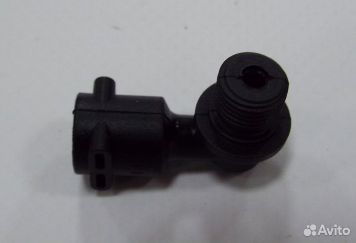 Соединитель угловой с резьбой для кофемашины delon