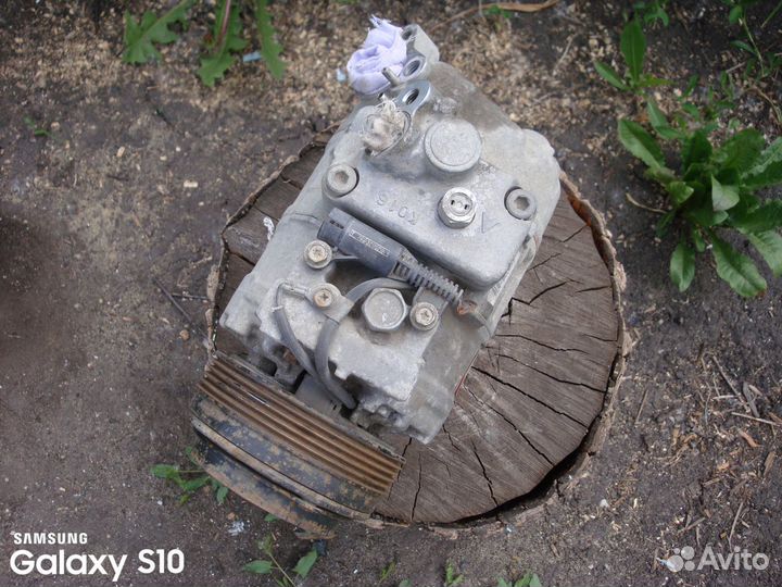 Компрессор кондиционера M52 M54 BMW E39 E38 E53 E8