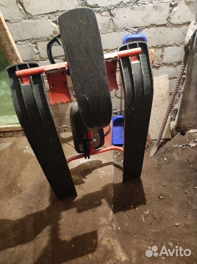 Детский снегокат бу