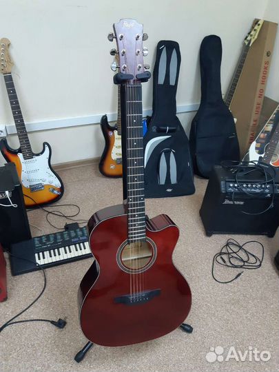 Акустическая гитара flight