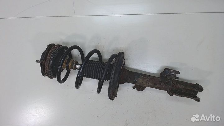 Амортизатор подвески Toyota Highlander 2, 2013