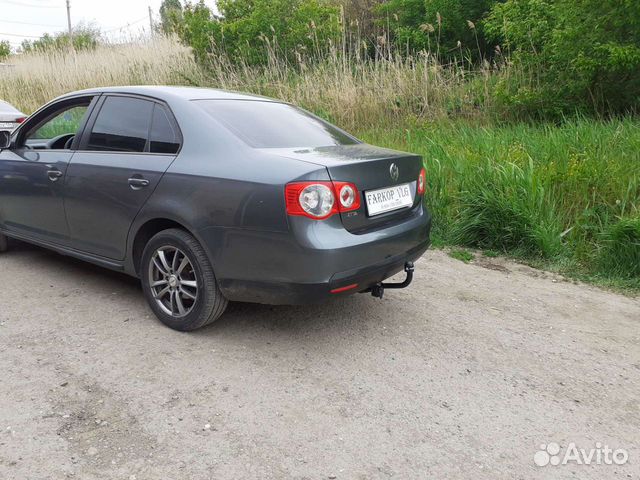 Фаркопы для Volkswagen Jetta V